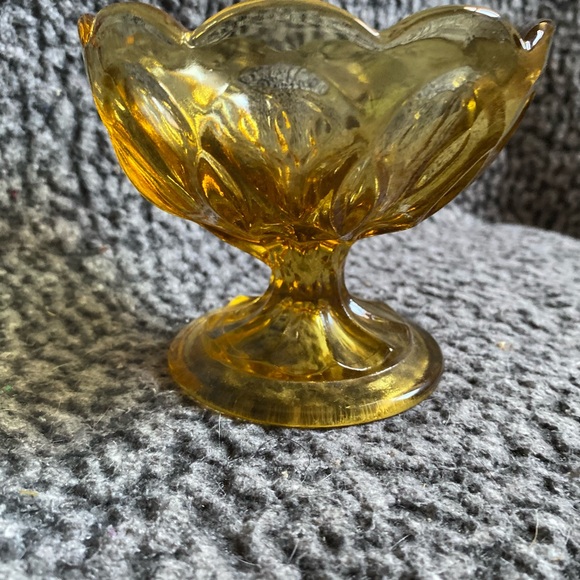 Vintage Amber Candy Dish - Picture 12 of 13